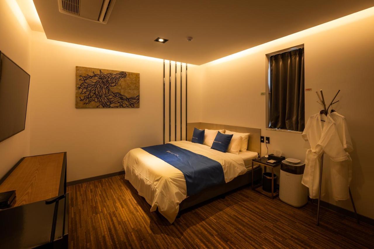 Chuncheon Hotel Bentley Exterior photo