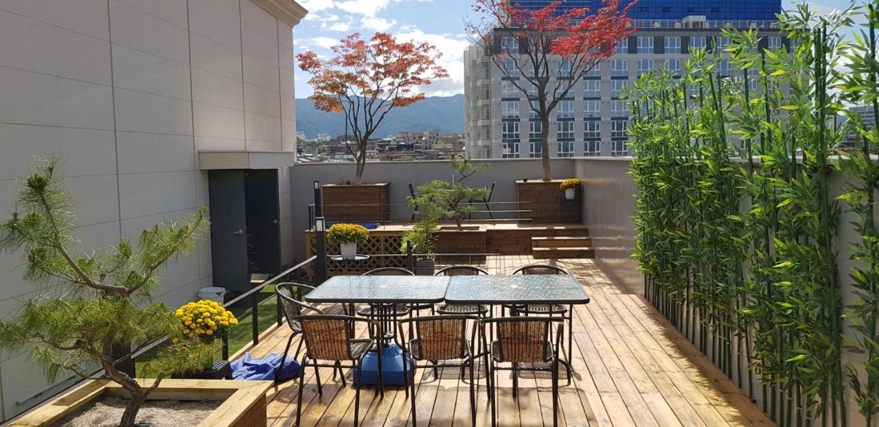 Chuncheon Hotel Bentley Exterior photo