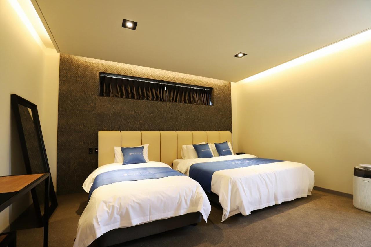 Chuncheon Hotel Bentley Exterior photo